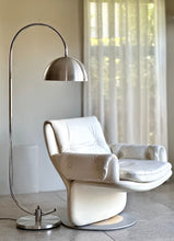 Load image into Gallery viewer, Post-Modern Leather Swivel Chair | Credited to Artifort
