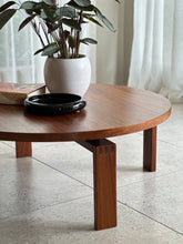Load image into Gallery viewer, Round Mid-Century Modern Coffee Table
