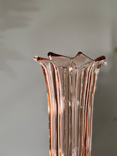 Load image into Gallery viewer, Stylish Dusty Pink Art Deco Style Glass Vase
