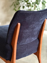 Load image into Gallery viewer, Pair of Rare “Artifort” Occasional Chairs
