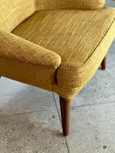 Load image into Gallery viewer, Pair of Superb Armchairs by Parker Knoll
