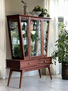 Retro Drinks/Display Cabinet With Drawers