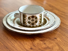 Load image into Gallery viewer, Midwinter Stonehenge Dinner Service – England, circa 1966–1975
