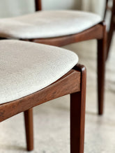 Load image into Gallery viewer, Set of 6 Mid-Century Imbuia Dining Chairs
