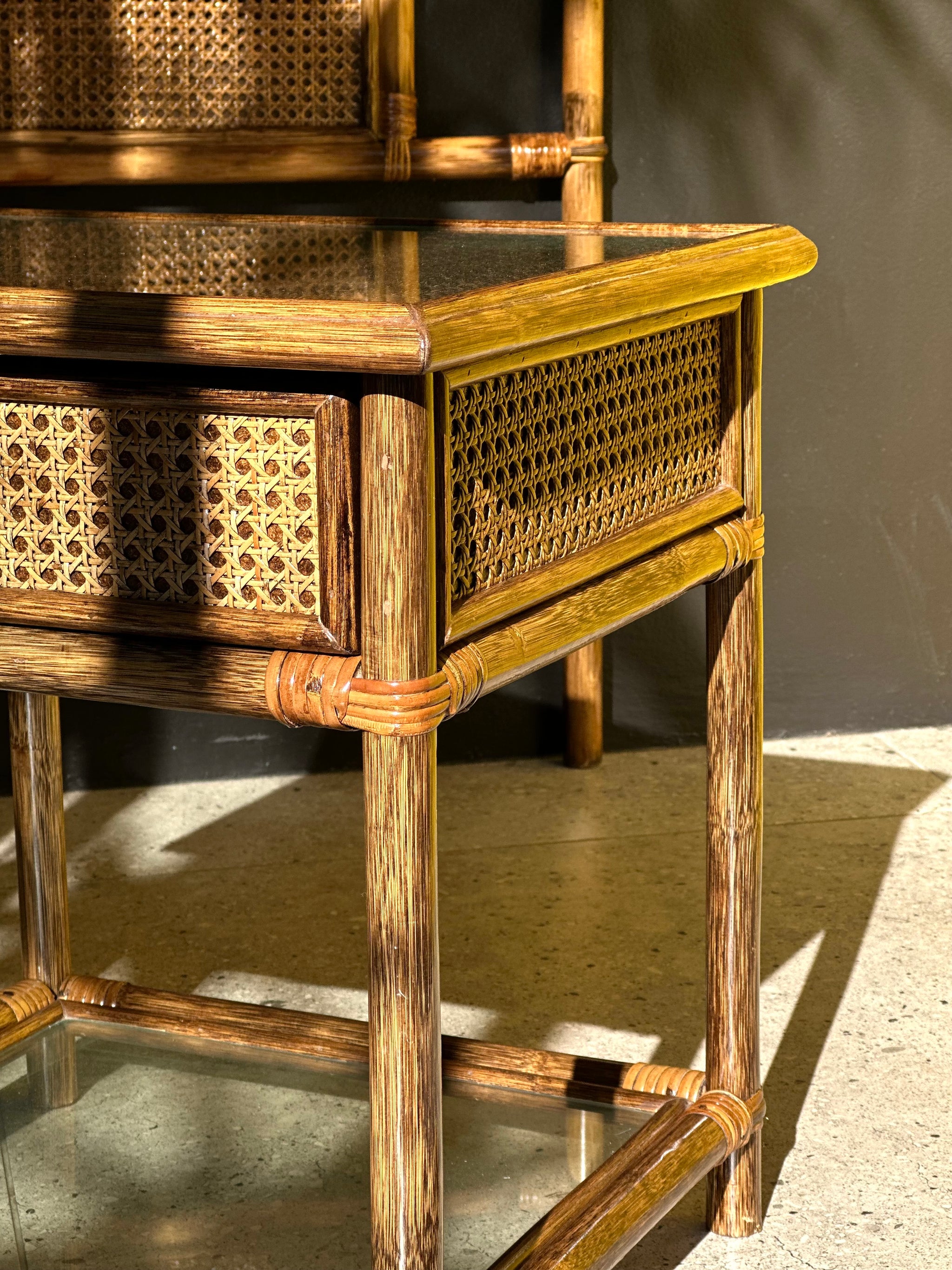 トップス Pedestal Pedestals – Tagged 