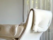 Load image into Gallery viewer, Post-Modern Leather Swivel Chair | Credited to Artifort
