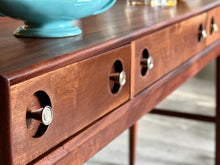 Load image into Gallery viewer, Dresser &amp; Stool (Swivel &amp; Tilt Mirrors)
