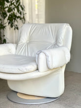 Load image into Gallery viewer, Post-Modern Leather Swivel Chair | Credited to Artifort
