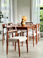 Load image into Gallery viewer, Danish Dining set | Oval Extendable Table &amp; 6 Chairs
