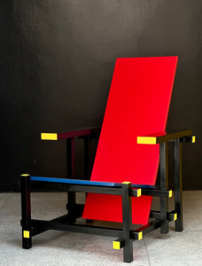 Gerrit Rietveld | Reproduction "Red & Blue" Chair