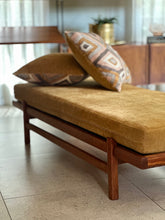 Load image into Gallery viewer, Iconic DS Vorster Daybed
