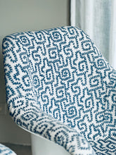 Load image into Gallery viewer, Retro Tulip Chairs - Set of Four

