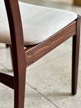 Load image into Gallery viewer, Set of 6 Mid-Century Imbuia Dining Chairs
