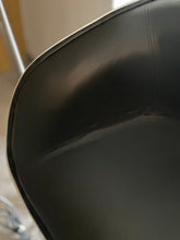 Load image into Gallery viewer, Retro-look Swivel Chairs
