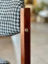 Load image into Gallery viewer, Exquisite Kallenbach Extendable Table &amp; Eight Dining Chairs
