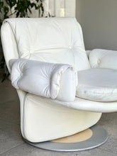 Load image into Gallery viewer, Post-Modern Leather Swivel Chair | Credited to Artifort
