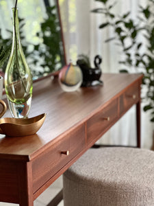 Sleek Mid-Century Dressing Table