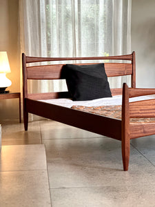 Vintage DS Vorster Double Bed (Including spring base)