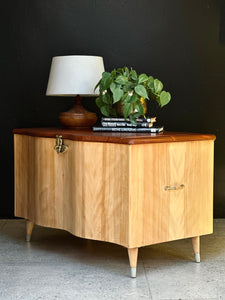Curved Art-Deco Style "Truline" Kist