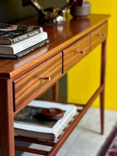 Load image into Gallery viewer, DS Vorster Console Server | Table
