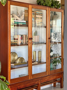 Vintage Bookcase / Display Cabinet