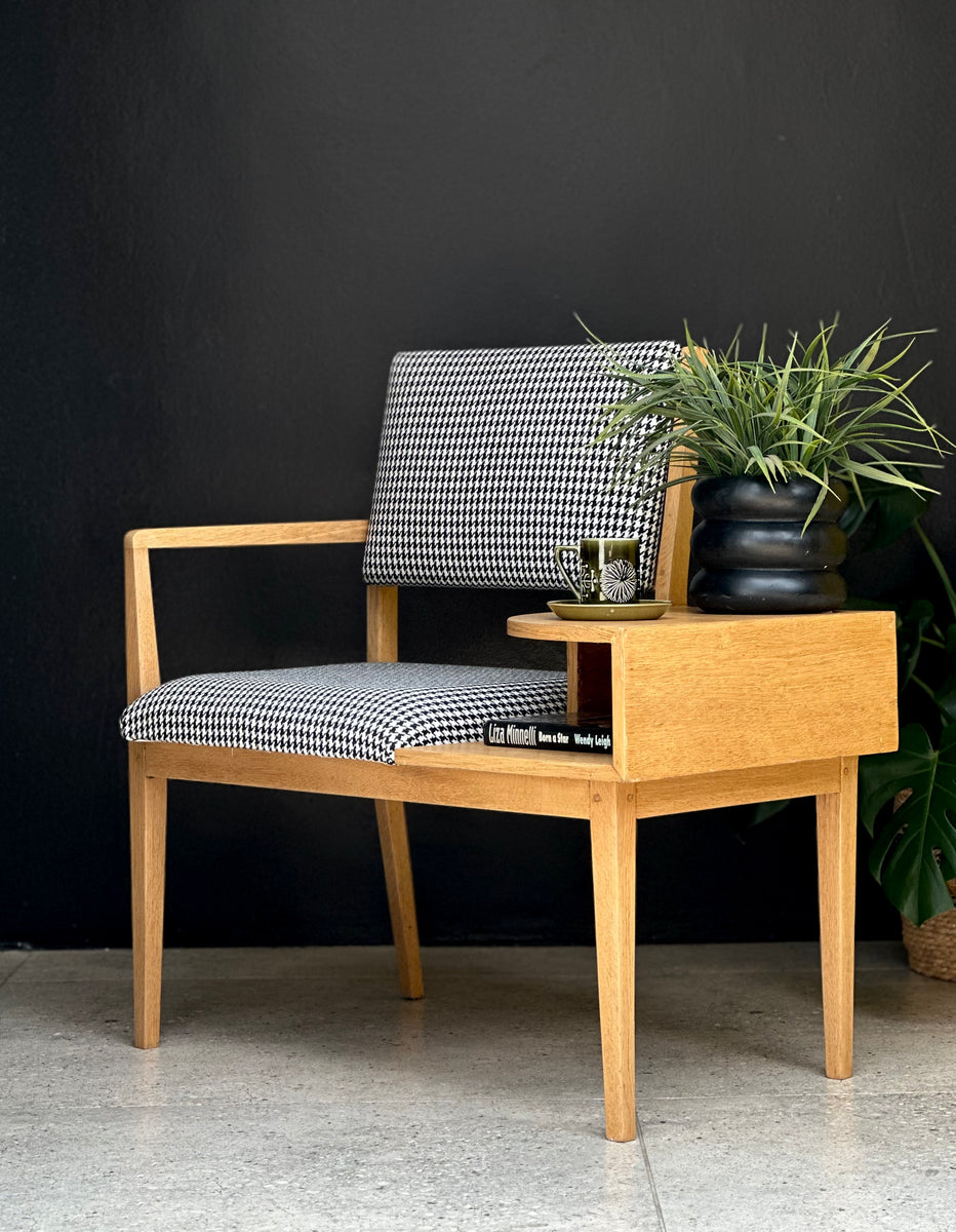Telephone Chair with Side Table – RE-TREND