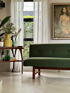 Retro Couch in Forest Green