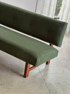 Retro Couch in Forest Green