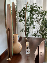Load image into Gallery viewer, Frystark Dresser &amp; Original Stool
