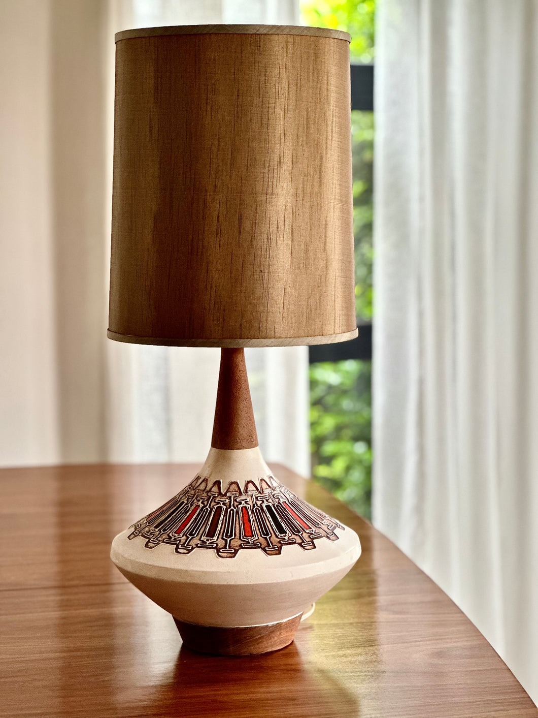 Retro Table Lamp