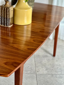 Mid-Century Extendable Dining Table