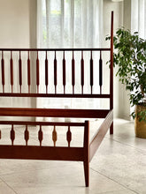 Load image into Gallery viewer, Queen Bed in Solid Sapele Mahogany
