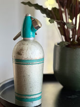 Load image into Gallery viewer, Retro Soda Syphon
