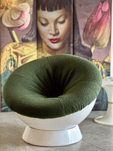 Load image into Gallery viewer, Girasole-Style Lounge Chair
