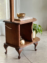 Load image into Gallery viewer, Vintage Lamp / Side Table
