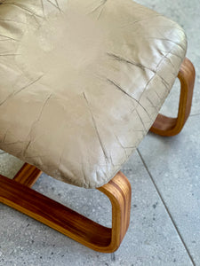 Kroken Chair with Footrest