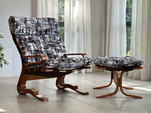 Scandinavian Style Lounge Chair & Ottoman