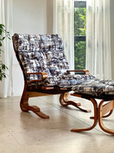 Load image into Gallery viewer, Scandinavian Style Lounge Chair &amp; Ottoman
