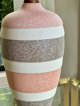 Load image into Gallery viewer, Retro Table Lamp
