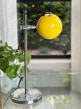 Load image into Gallery viewer, Vintage Italian "Eyeball" Lamp
