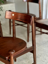 Load image into Gallery viewer, Mid-Century Imbuia Dining Set | 4 Chairs &amp; Round Table
