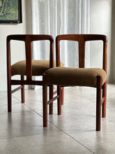Load image into Gallery viewer, A Pair of Artecasa Dining Chairs - Unique Design
