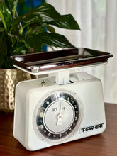 Load image into Gallery viewer, Vintage 1960s Tower Kitchen Weighing Scale

