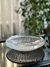 Load image into Gallery viewer, Art Glass - Pukeberg
