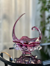 Load image into Gallery viewer, Amethyst-Pink Murano Bowl
