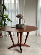 Load image into Gallery viewer, Mid-Century Round Dining Table
