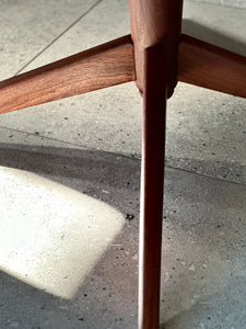 Dining Room Set - Round Table & Six Chairs