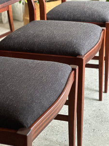 Dining Room Set - Round Table & Six Chairs