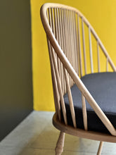 Load image into Gallery viewer, Spindle-Back Two Seater Settee

