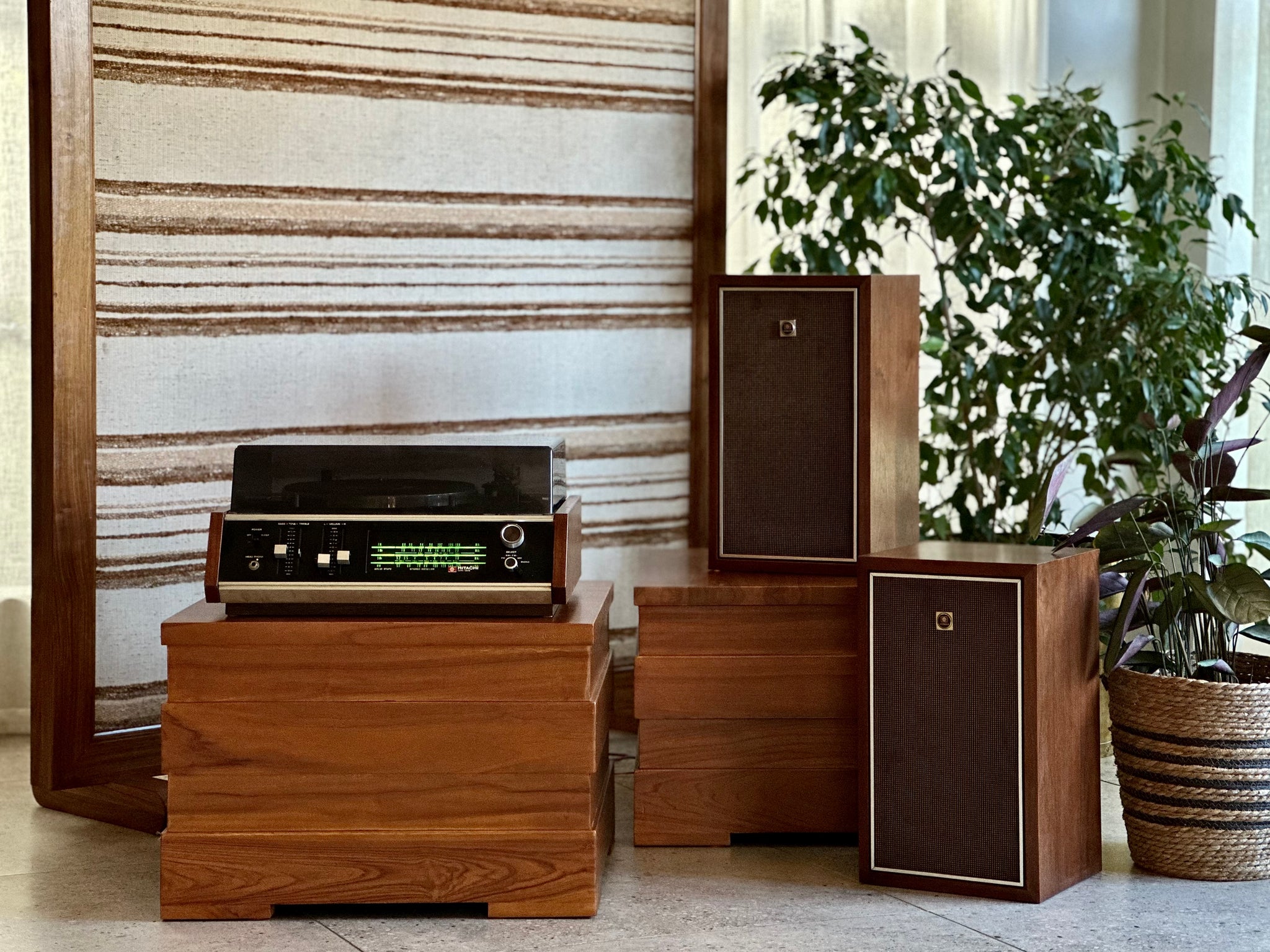 Sound Stereo Hitachi ソリッドステートステレオカセット HITACHI System RE-TREND – 305 DPK | ラジオ・コンポ